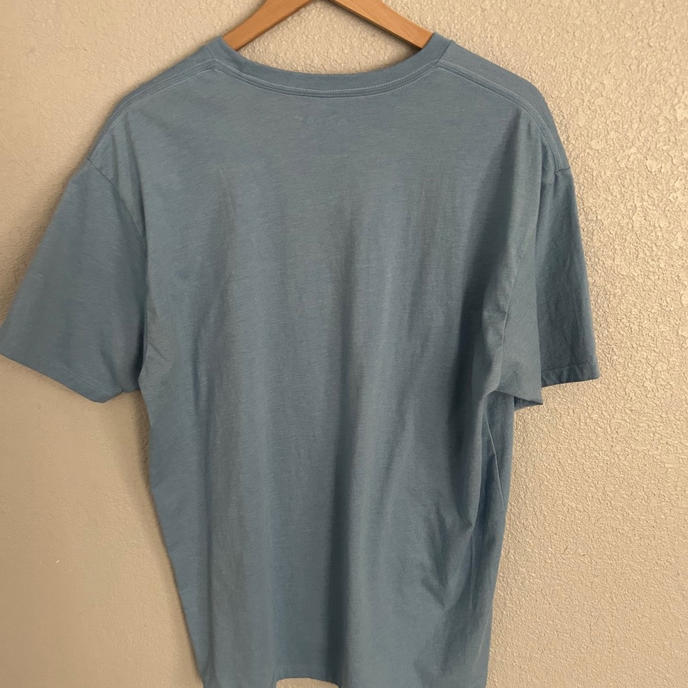 Ariat t shirt